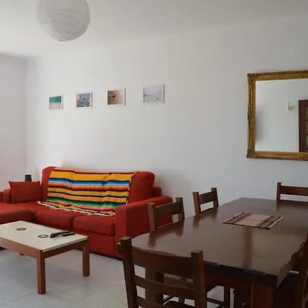 Апартаменты Casa Andy - 2 Bed With Sea View *